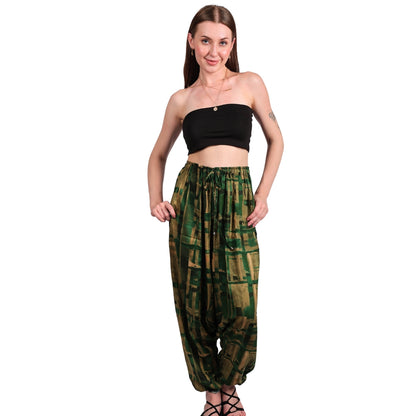 Women's Boho Harem Pants – Chic Pants with Pockets, Easily Transforms into a Jumpsuit, Ideal for Yoga and Beach Outings.