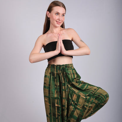 Women's Boho Harem Pants – Chic Pants with Pockets, Easily Transforms into a Jumpsuit, Ideal for Yoga and Beach Outings.