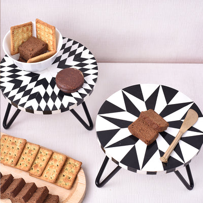 Black and White Retro Wood and Resin Cake Stand 